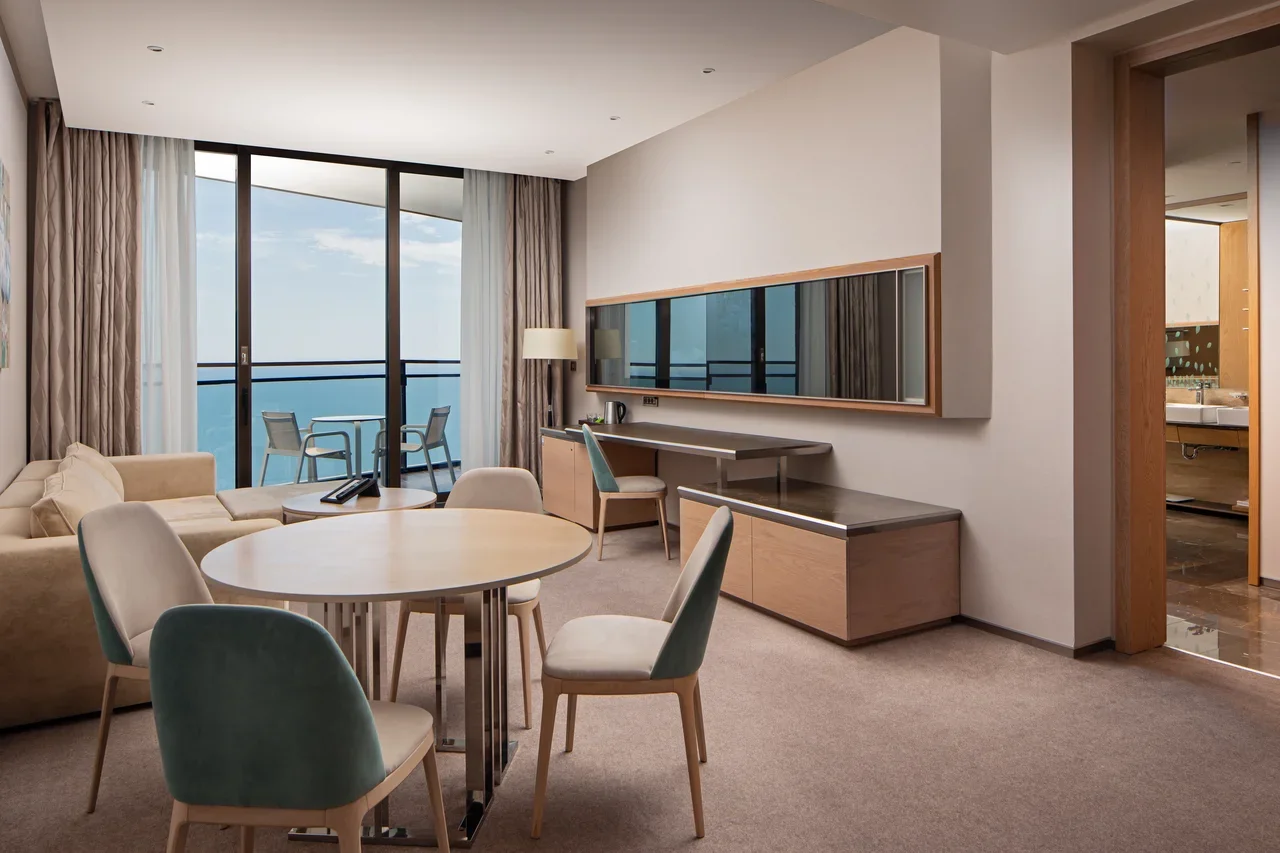 Семейный люкс - 1