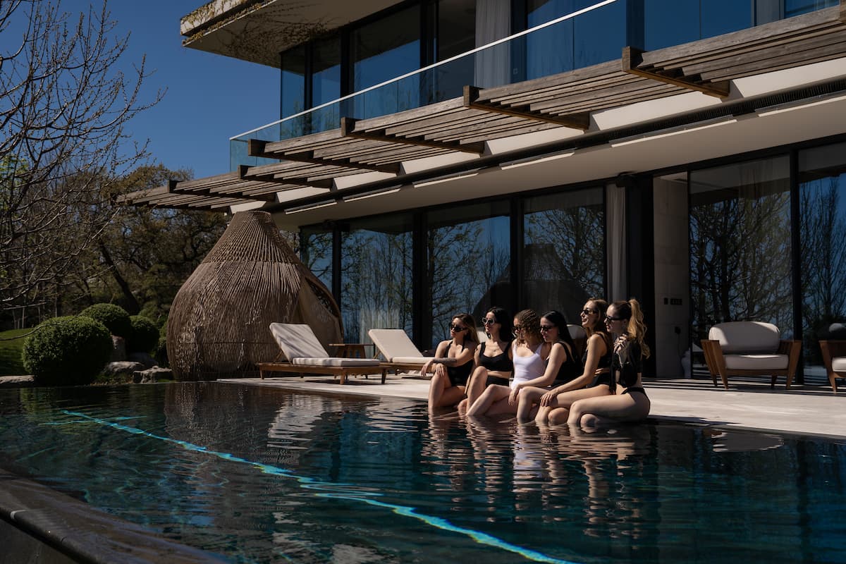 Девичник / Мальчишник